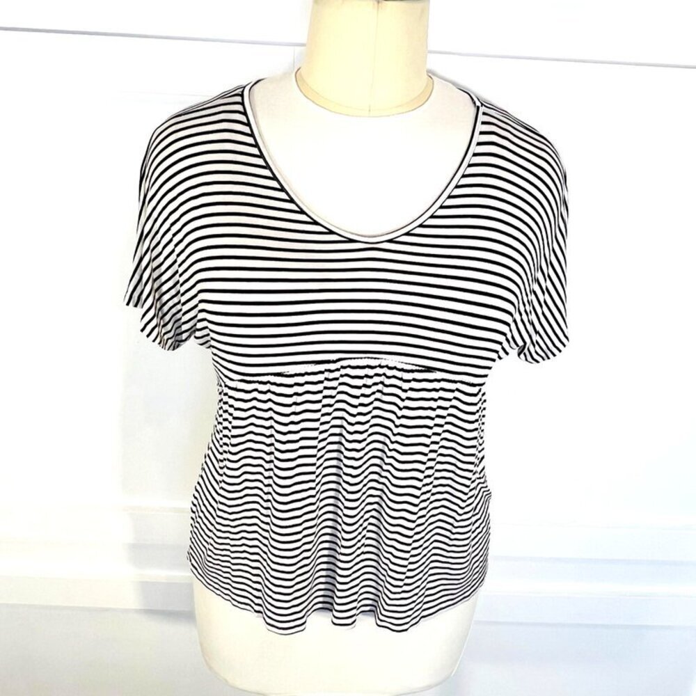 SJS Blouse Women's 1X Peplum V-Neck Black and White Striped Short Dolman Sleeve
